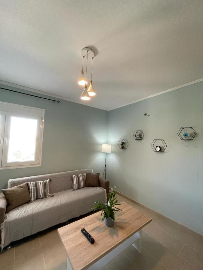 The Breeze & Sunlight Apartment Vrasná Esterno foto