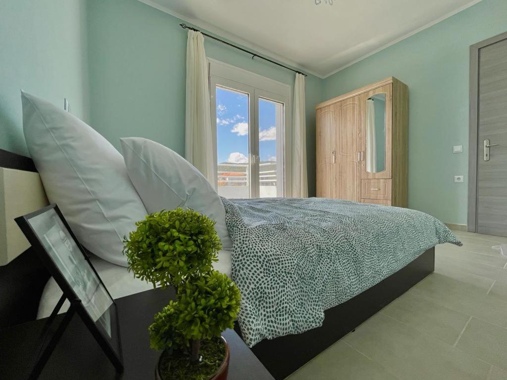 The Breeze & Sunlight Apartment Vrasná Esterno foto