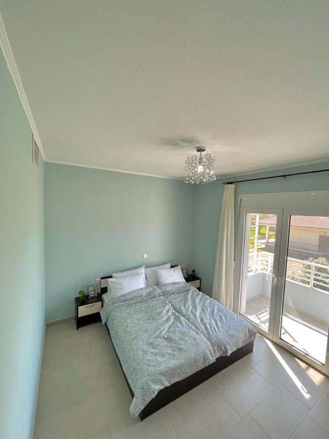 The Breeze & Sunlight Apartment Vrasná Esterno foto